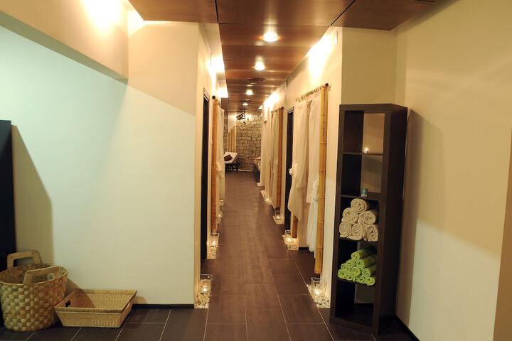 Room 48 of 48