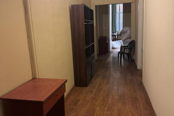 Room 11 of 26