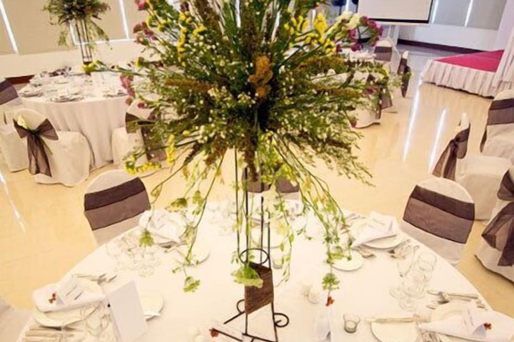 Ballroom/Hall 47 of 57