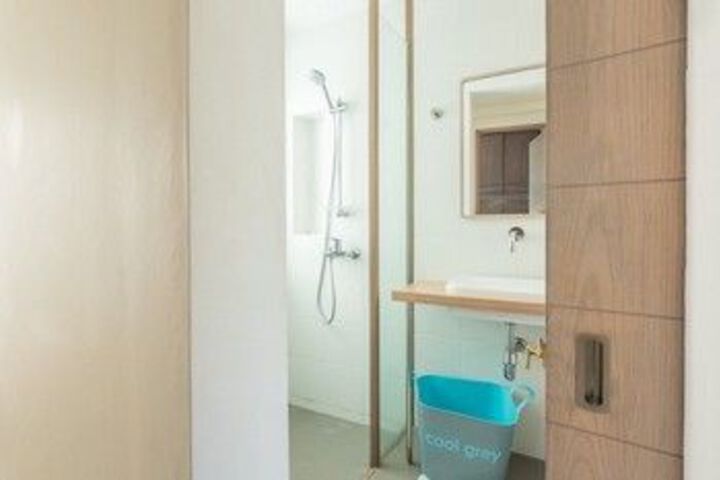 Room 2 of 13