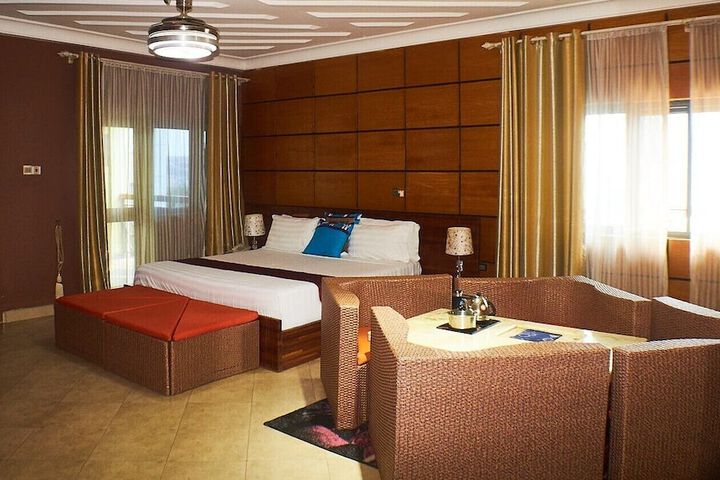 Room 10 of 58