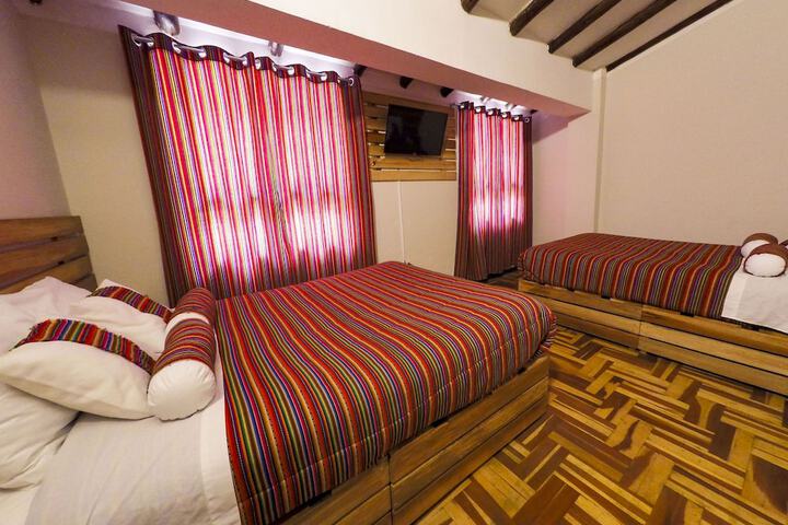 Room 6 of 37