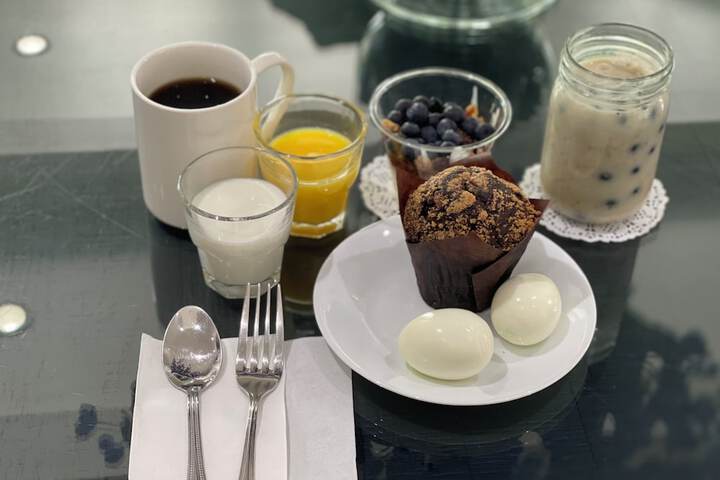 Breakfast meal