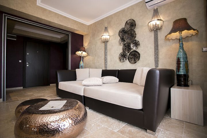 Room 14 of 116