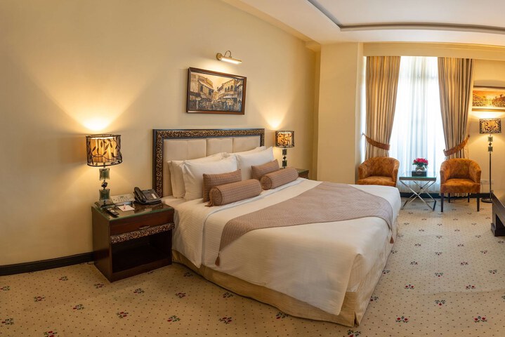 Room 40 of 64