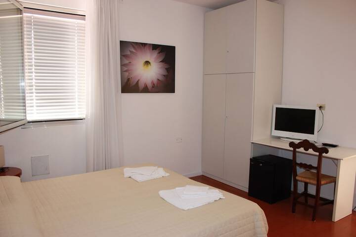 Room 7 of 53