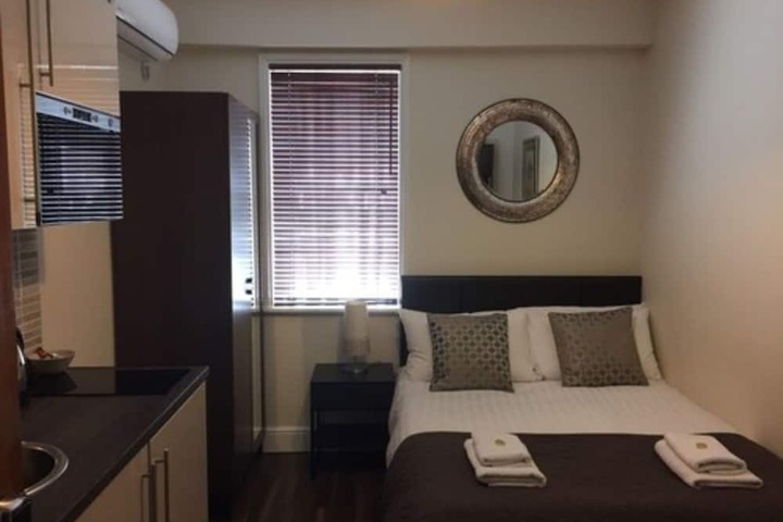 Room 14 of 25