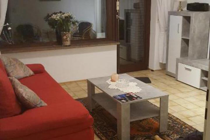 Room 4 of 4