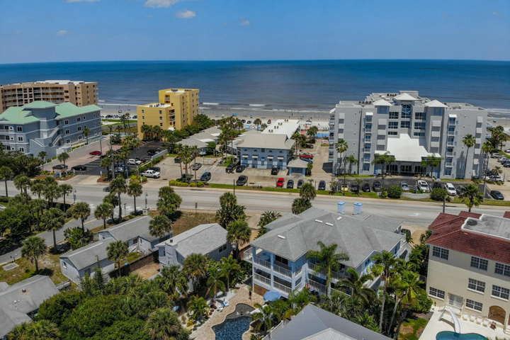 Exterior of Salt Life Pool Home Ocean Views Walk to Flagler Avenue 604s