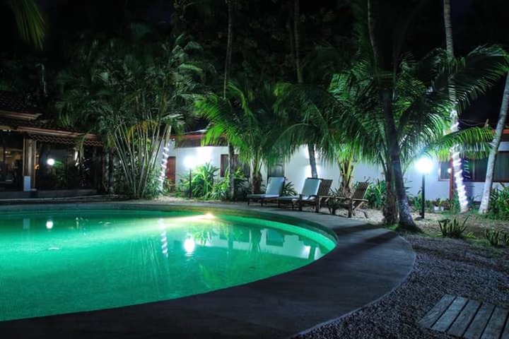 Pool Hotel