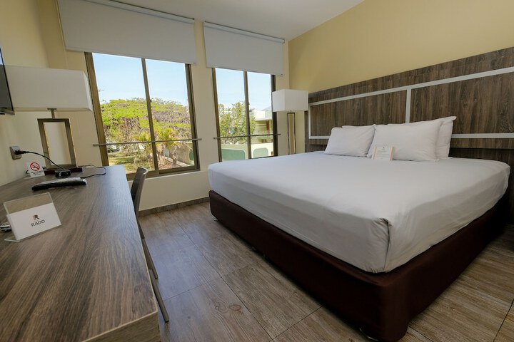 Room 3 of 46