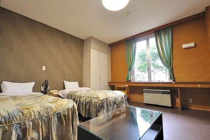 Room 7 of 58