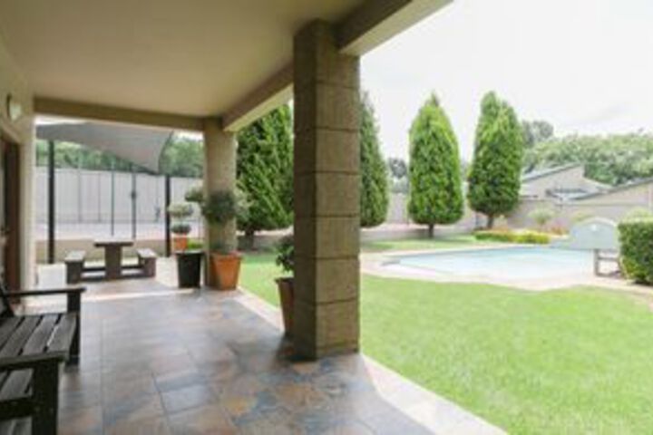 Property Grounds 19 of 27