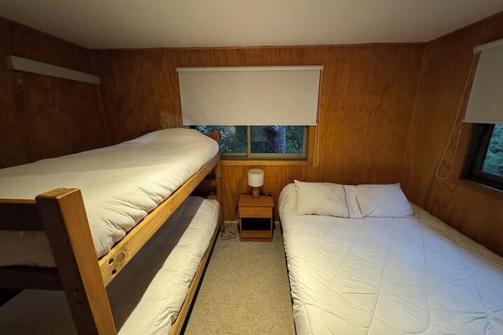 Room 33 of 96