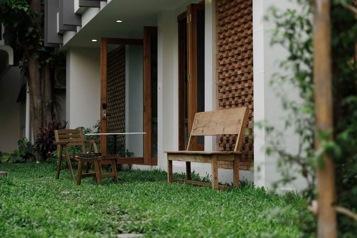 Hotel Exterior 115 of 138
