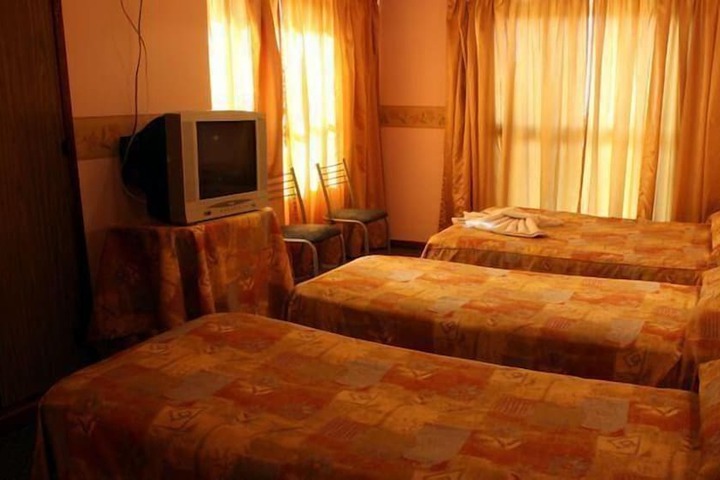 Room 4 of 31
