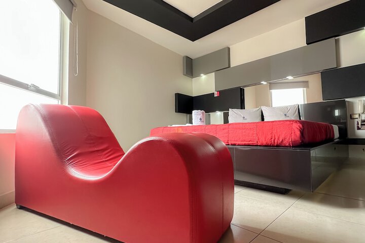 Room 26 of 42