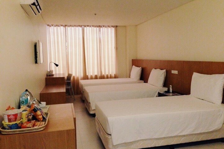 Room 47 of 159