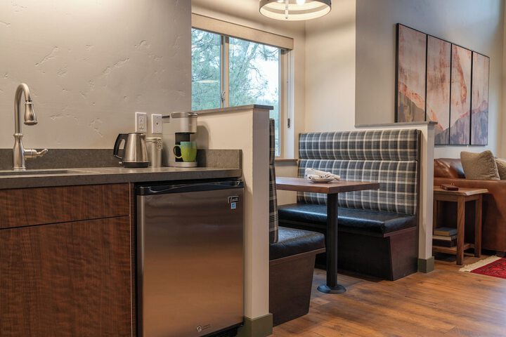 Private kitchenette