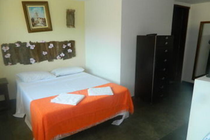 Room 32 of 90