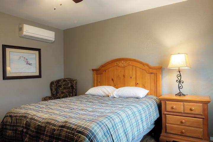Room 322 of 917