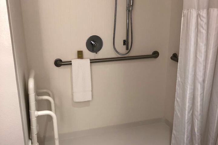 Bathroom shower