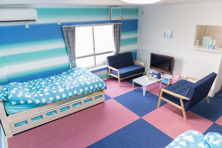 Room 4 of 58
