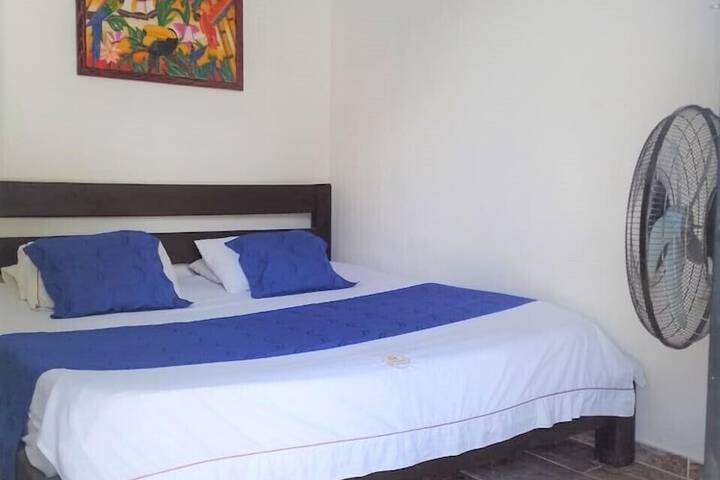 Room 6 of 27