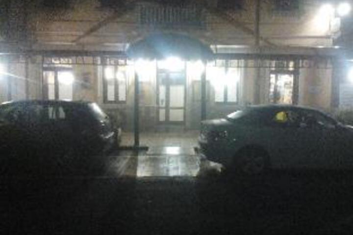Hotel 5 of 6