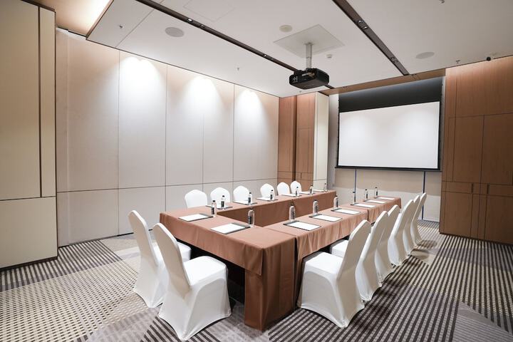Meeting 40 of 44