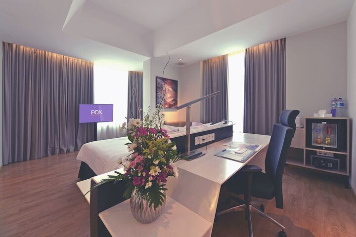 Room 9 of 43