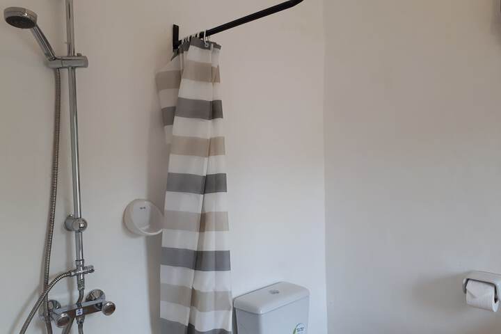 Room 14 of 29