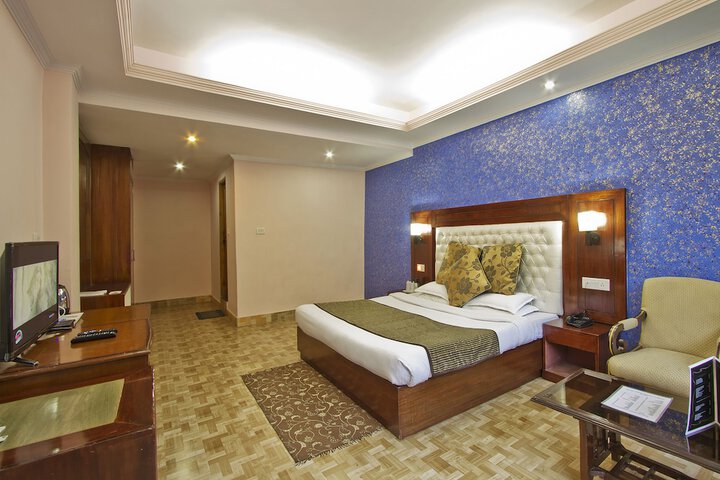 Room 7 of 52
