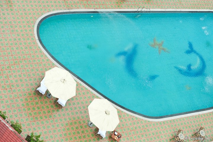 Pool Hotel