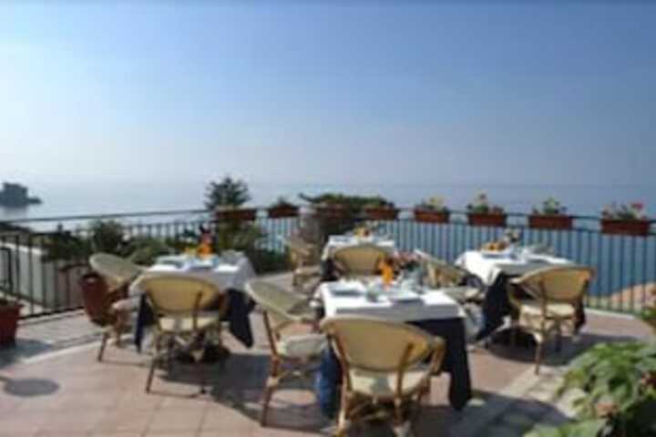 Terrace/Patio 95 of 99