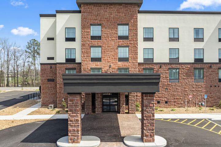 Hotel 69 of 72