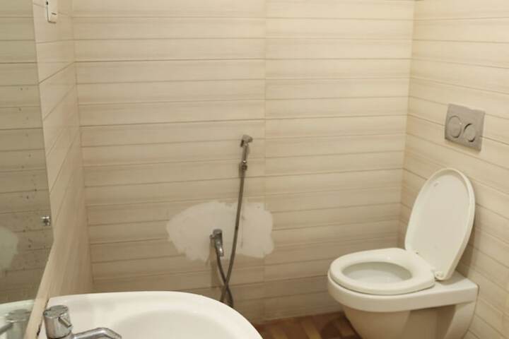 Room 40 of 43