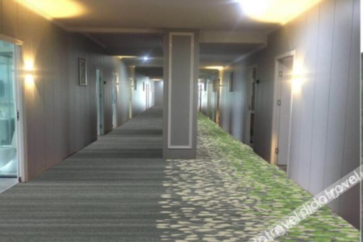 Hotel Interior 11 of 40