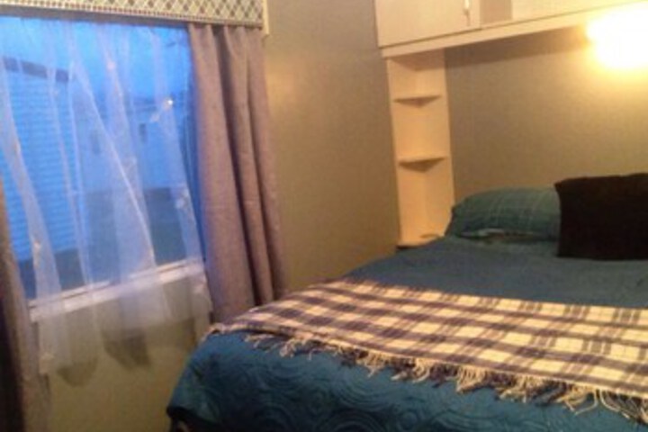 Room 17 of 36