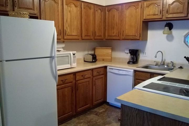Room 4 of 91