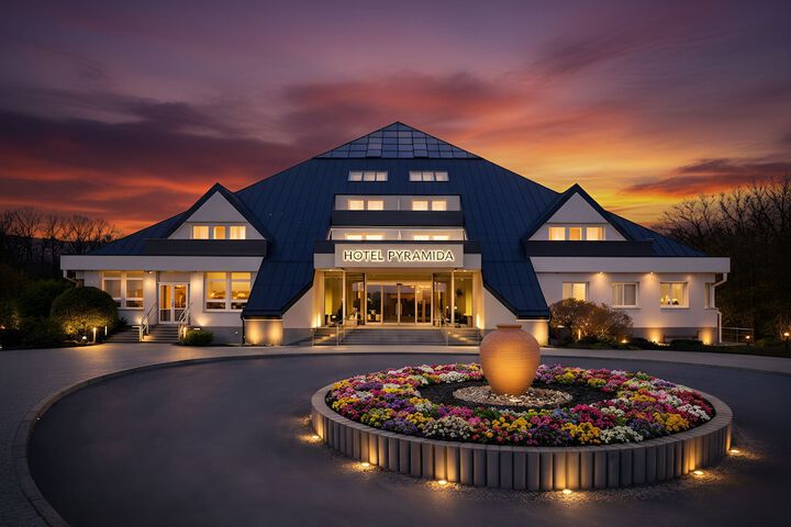 Hotel 43 of 43