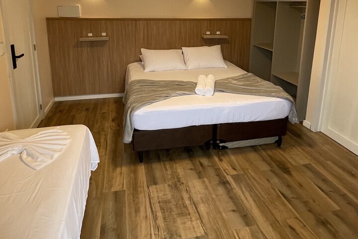 Room 18 of 39