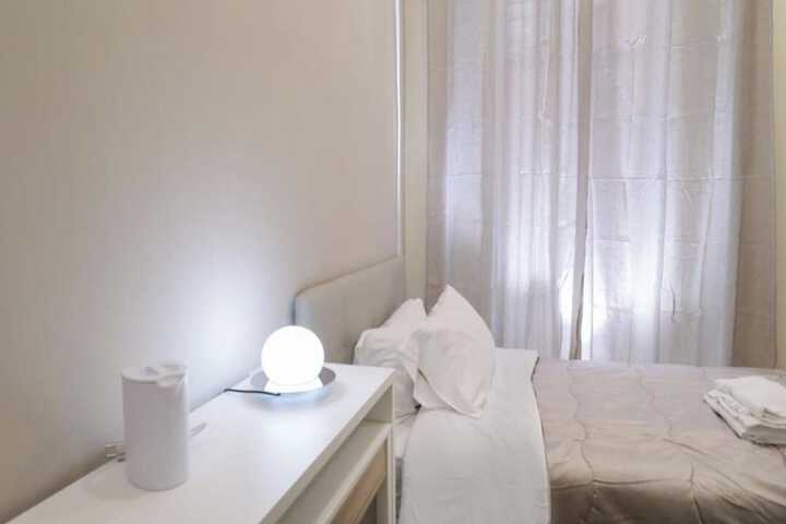 Room 30 of 60