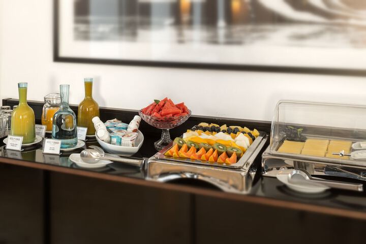 Breakfast/Coffee Service 64 of 95