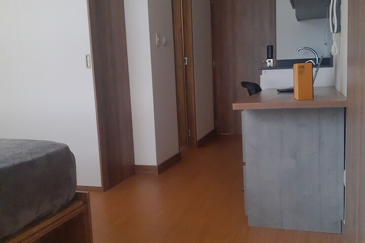Room 12 of 41
