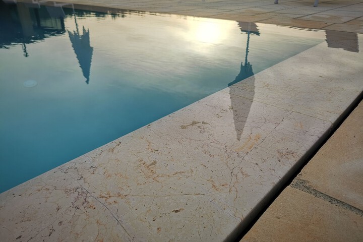 Pool 39 of 74