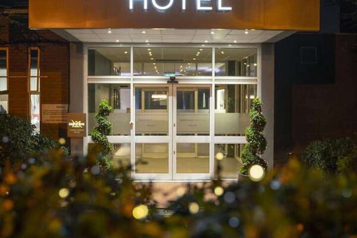Hotel 87 of 94
