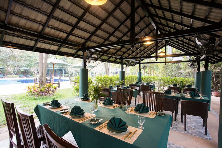 Dining 73 of 105