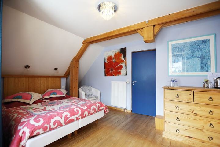 Room 13 of 60