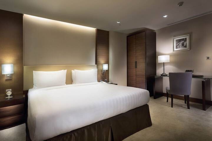 Room 20 of 38